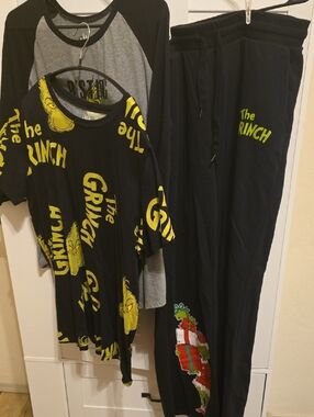 3 Piece Torrid Grinch Pajama Set - Licensed Character PJs